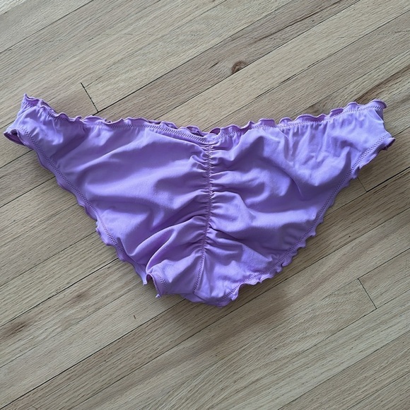Victoria Secret Purple Ruched Bikini Bottoms - Picture 4 of 5
